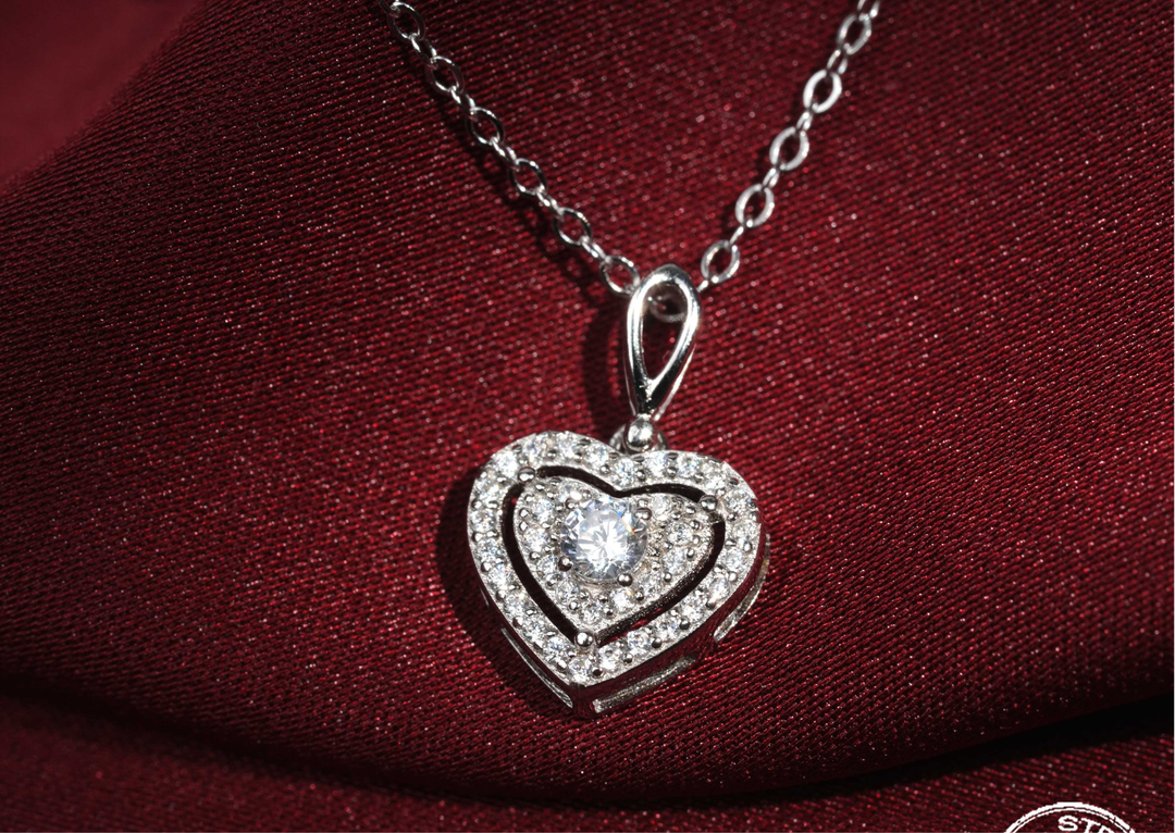 Fall in Love Again: Koleksi Kalung Love Terbaru dari DAVINA yang Bikin Hati Berdebar