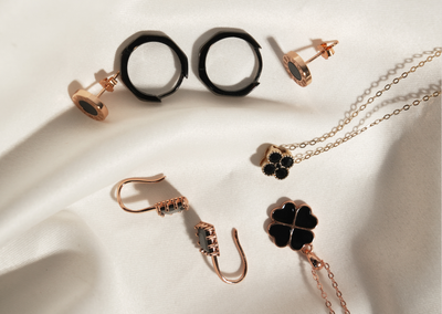 Rekomendasi Perhiasan Warna Hitam untuk Cewek Minimalis