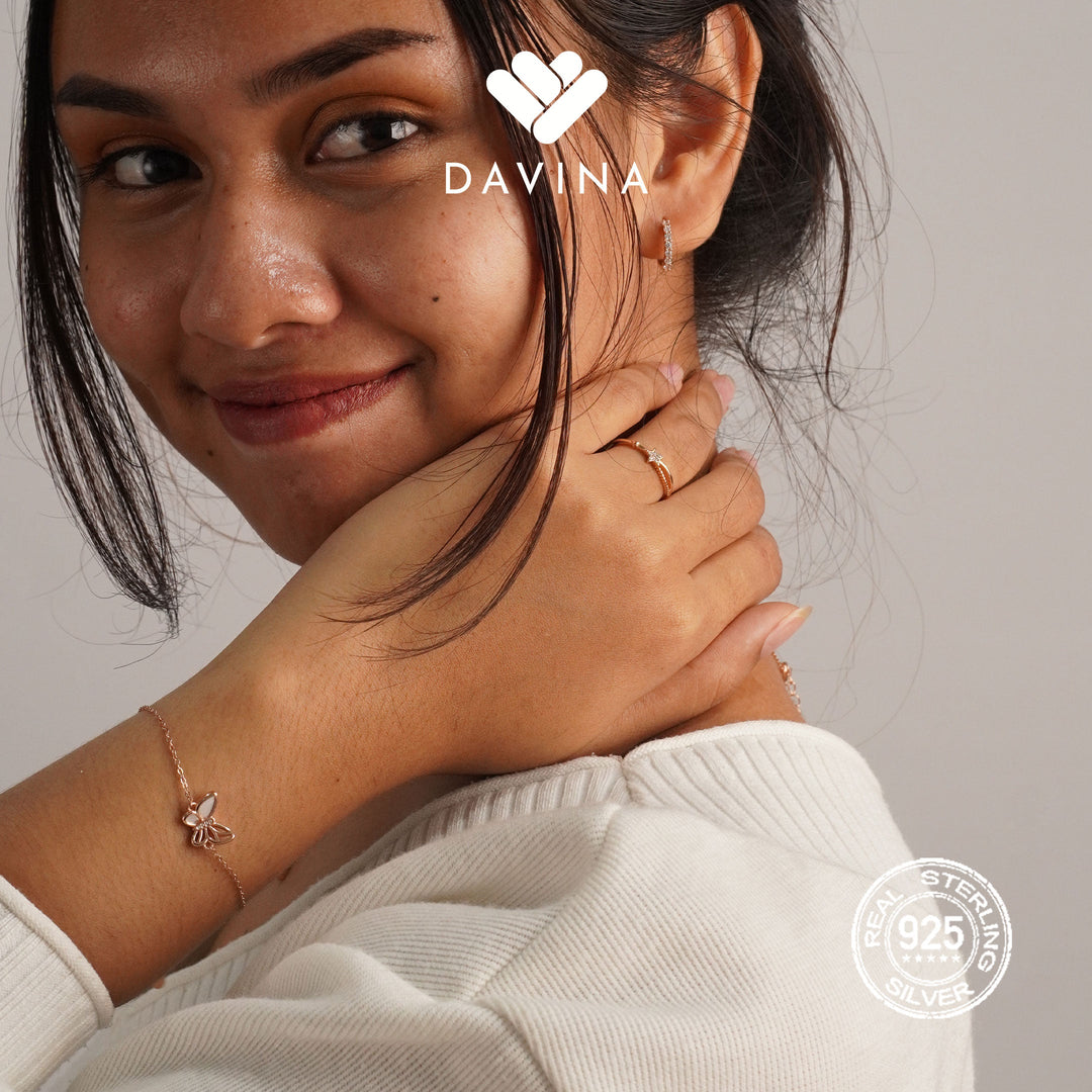 Zirconia, Moonstone, dan Mother of Pearl: Tiga Aksen Cantik dalam Perhiasan Silver