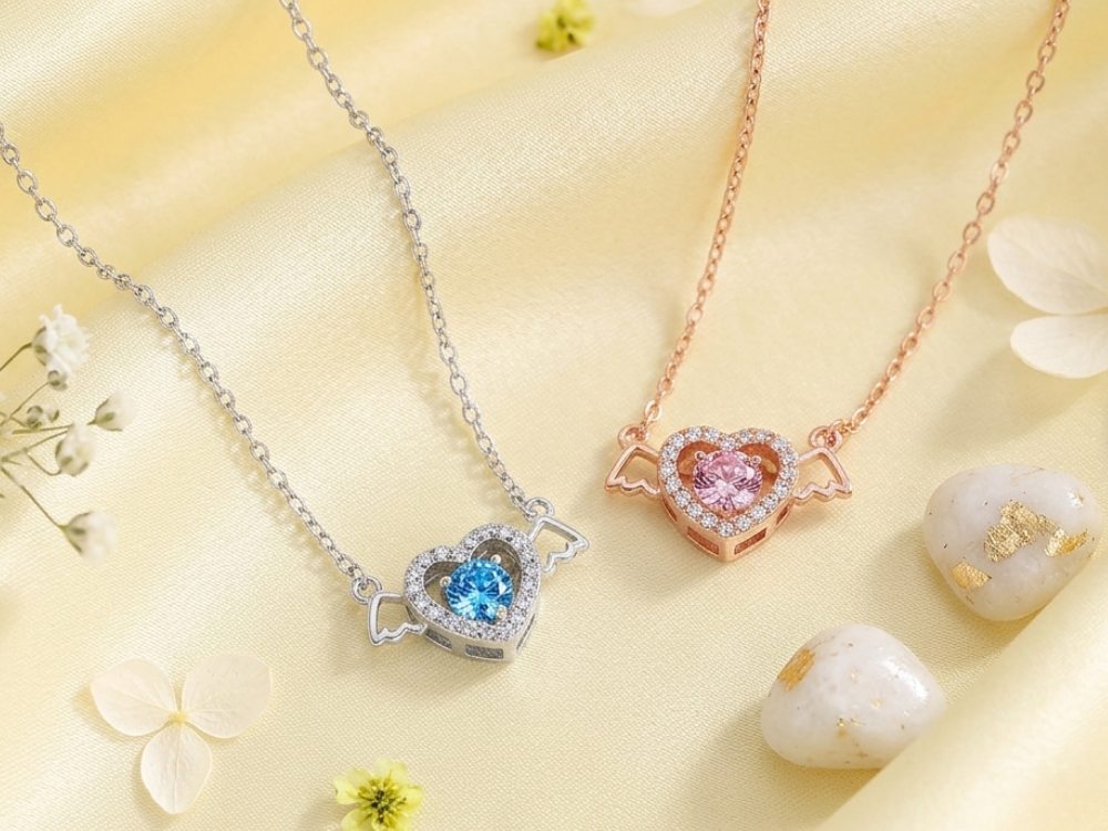 Kalung dengan Dancing Stone, Perhiasan yang Bergerak Seiring Detak Hatimu
