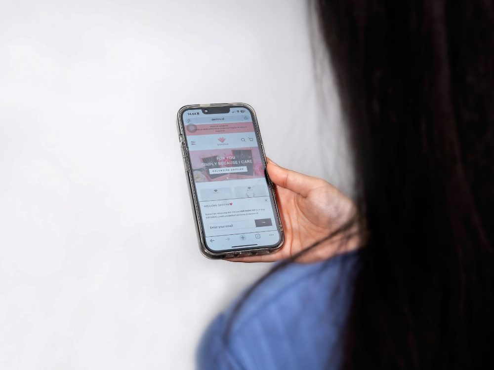 Ragu Checkout Perhiasan di Website davina.id? Ini yang Bisa Kamu Cek Dulu