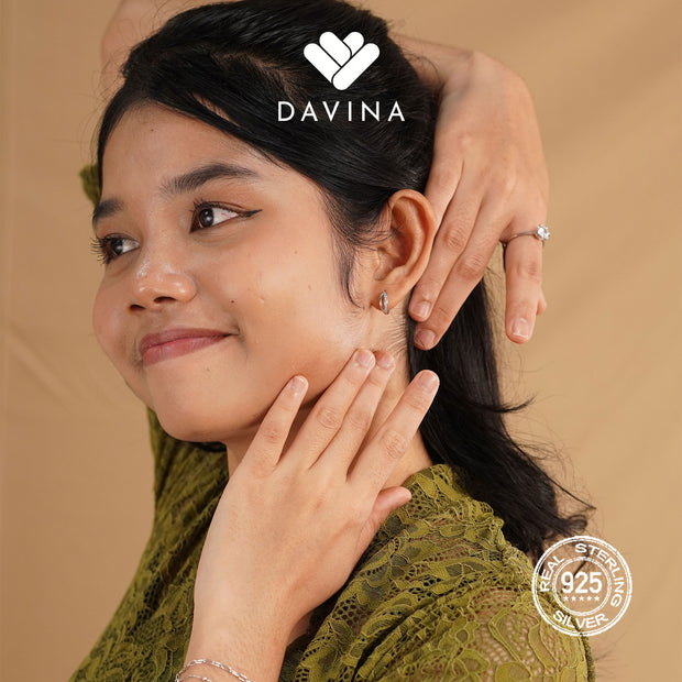 DAVINA Ladies Ling Earrings Silver Color S925