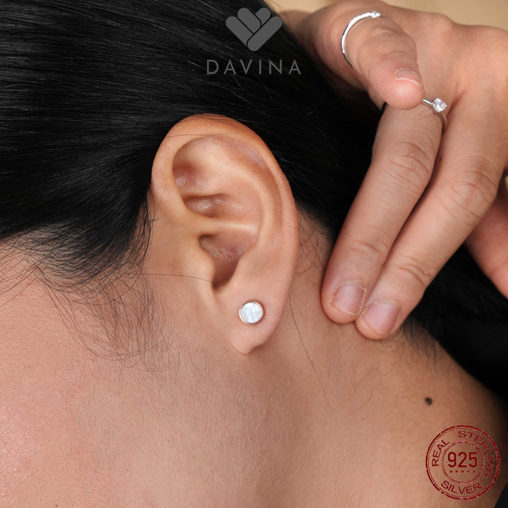 DAVINA Ladies Onnav White Earrings Sterling Silver 925
