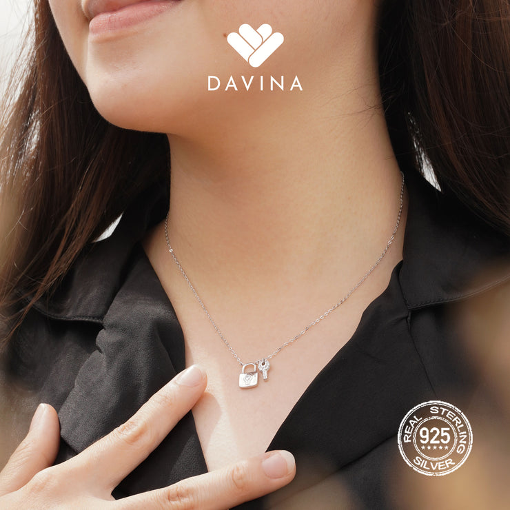 DAVINA Ladies Soveila Necklace Sterling Silver 925