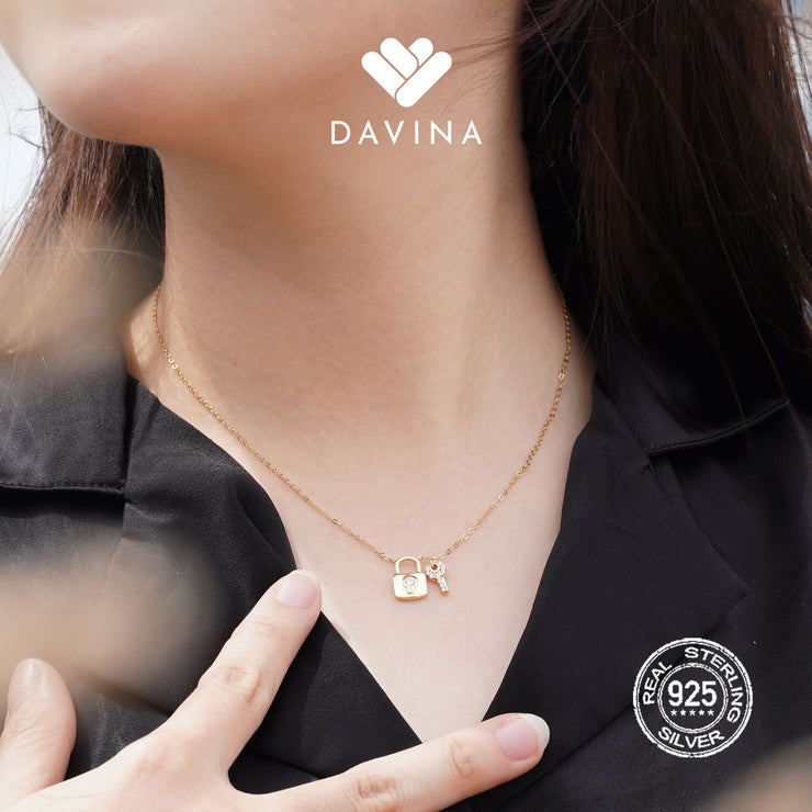 DAVINA Ladies Soveila Necklace Gold Color Sterling Silver 925