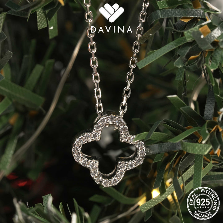 DAVINA Ladies Fleur Necklace Sterling Silver 925