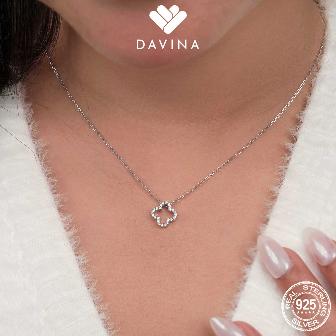 DAVINA Ladies Fleur Necklace Sterling Silver 925