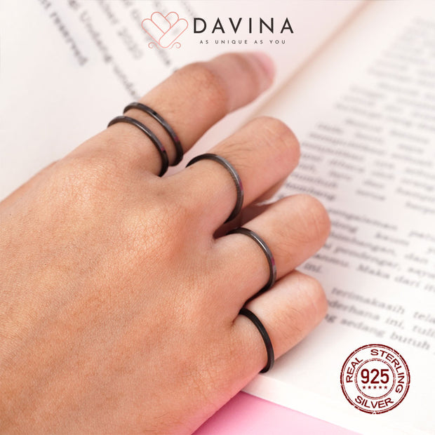 DAVINA Ladies Moira Ring Black Color Sterling Silver 925